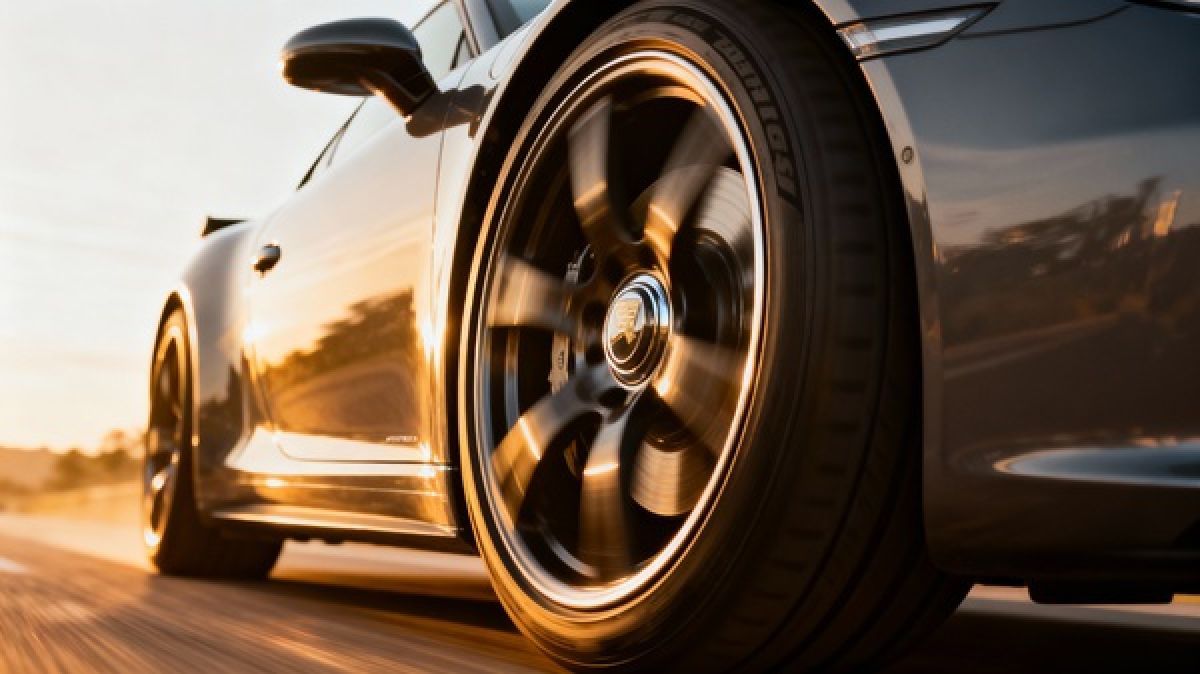 Ratų montavimas ir balansavimas su tiksliausia ir naujoviškiausia įranga