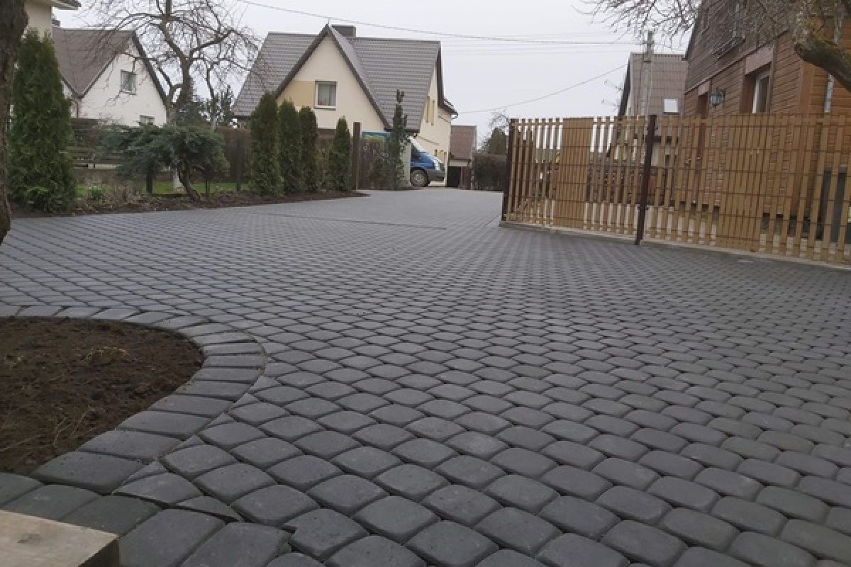 Trinkelių klojimas ir drenažo įrengimas Klaipėdoje, Kretingoje ir visoje Žemaitijoje
