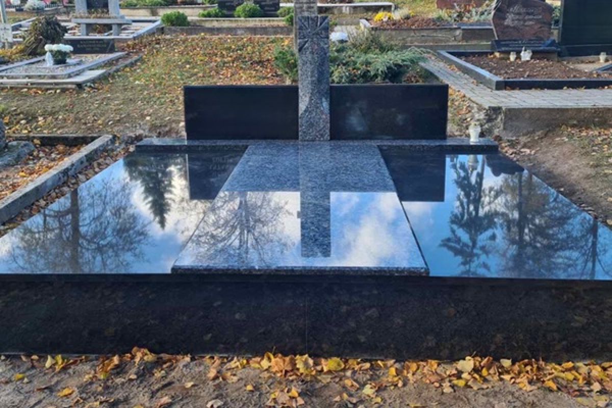 Aukščiausios kokybės paminklai iš suomiško, švediško, norvegiško, kareliškojo ir ukrainietiško akmens Alytuje