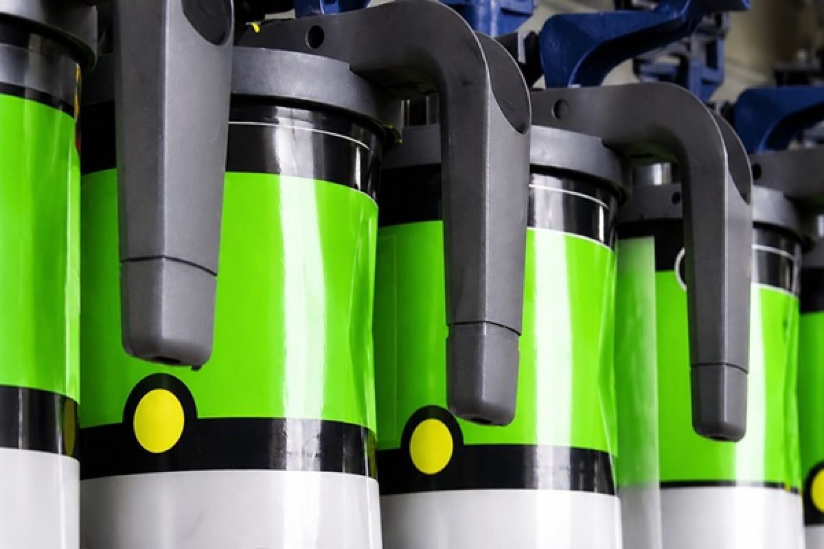 Ko reikia nudažyti vieną automobilio detalę: medžiagos ir reikmenys