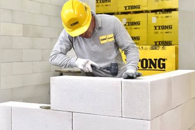 Ytong blokelių mūrijimas: kaip pasiekti aukščiausią kokybę
