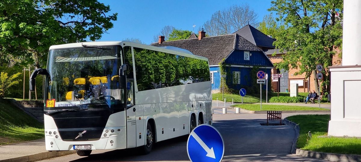 Autobuso su vairuotoju nuoma