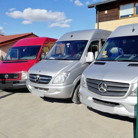 Nuvežame ir parvežame 9,16, 20 ir 23 vietų mikroautobusais!
