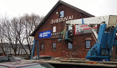 Lauko ir fasado šviestuvai – funkcionalus ir estetiškas aplinkos apšvietimas Klaipėdoje