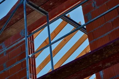 LEORESTA, UAB - statybos darbai, renovacija, fasadiniai, moduliniai pastoliai