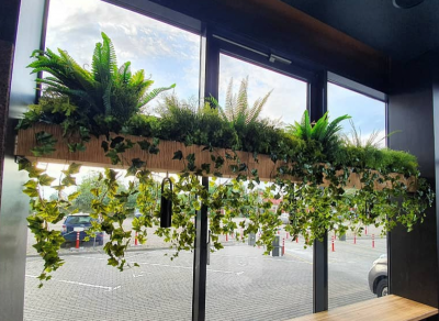 SVAJONIŲ VEJOS, UAB DECADUS