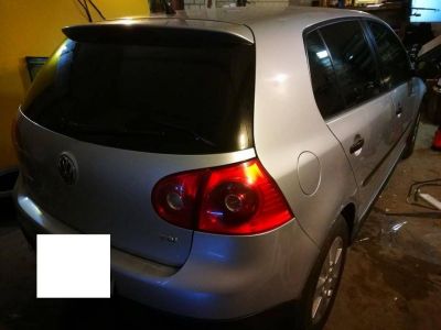 Kokybiškas visų markių automobilių stiklų keitimas