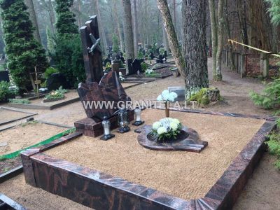 GRANITELA - PREKYBOS AIKŠTELĖ PAMINKLAIS KAUNE