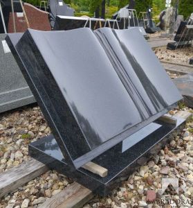 LIEPYNĖS KAPINĖS, UAB LABRADORAS