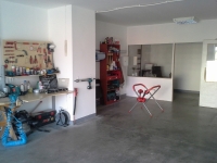 VAKARŲ AUTOSTIKLAI, UAB