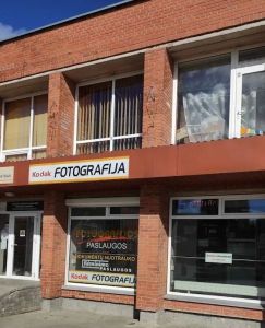 Fotopaslaugos, nuotraukų gamyba, fotografavimas dokumentams, rėminimo paslaugos Vilniuje
