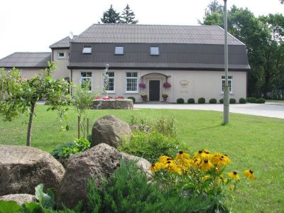 FRANKESTO SVEČIŲ NAMAI - apgyvendinimo paslaugos, banketinės salės nuoma Gargžduose