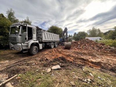 Statybinių šiukšlių surinkimo ir išvežimo darbai po pastatų griovimo