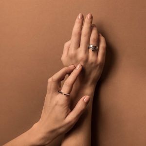 ADELE NOTES - papuošalai, auskarai, žiedai prekyba internetu, elektroninė parduotuvė