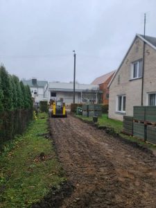 Kelių įrengimas, kelio pagrindo įrengimas, įvažų įrengimas