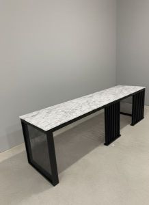 Industrinis stilius - metalas ir natūralus medis