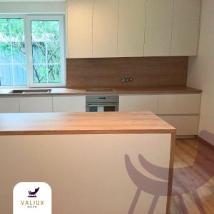 Stilingas ilgaamžiškumas - tvirti baldai įvairiems interjerams.