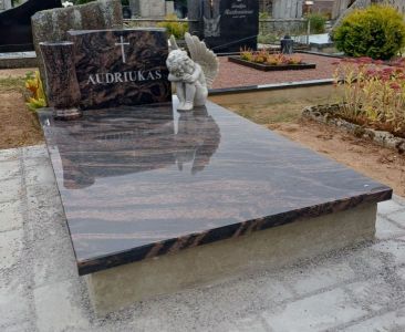 Kapaviečių įrengimas – nuo betonavimo iki apdailos Ukmergėje