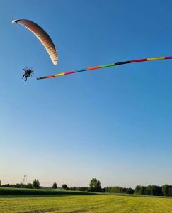 Skrydis su paramotoru – saugūs mokymai ir piloto paruošimas