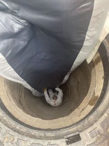 Vertikalaus kanalizacijos stovo rekonstrukcija be sienų griovimo