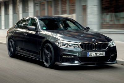 Trumpalaikė ar ilgalaikė BMW 540i G30 nuoma
