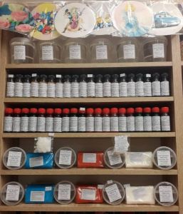 PARDUOTUVĖ SUN TEA, UAB TRYS VIENAME