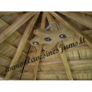 Rankų darbo medinis šviestuvas terasai