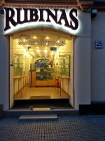 RUBINAS - lombardo paslaugos, tauriųjų metalų, aukso, sidabro, briliantų, deimantų, brangakmenių, gintaro supirkimas Klaipėdos centre, Klaipėdoje