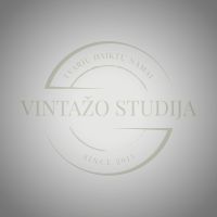 Vintažo studija, MB - vintažiniai, antikvariniai namų apyvokos daiktai: indai, šviestuvai, veidrodžiai, žvakidės Palangoje